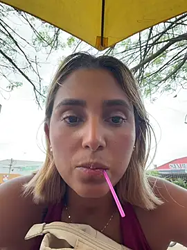 LoisC online show from July 15, 8:38 pm