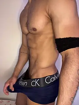 Snapshot of Lucas_93840 chatting on July 12, 3:57 pm Lucas 93840 online show from July 12, 3:57 pm