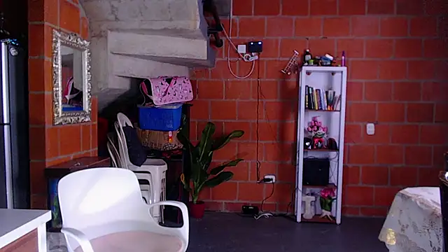 Valerymoon19 online show from May 25, 3:33 pm