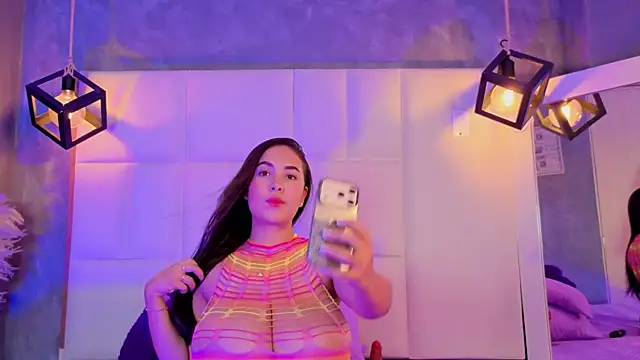 Violetta rose  online show from July 15, 11:01 pm
