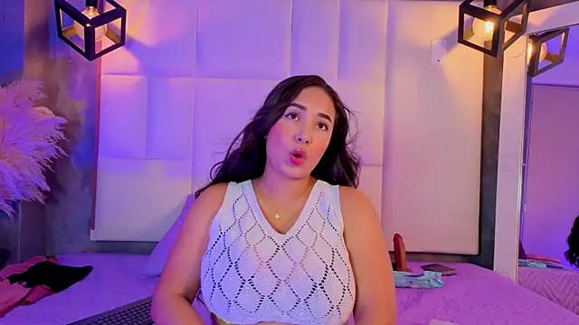 Violetta rose  online show from June 7, 12:16 am