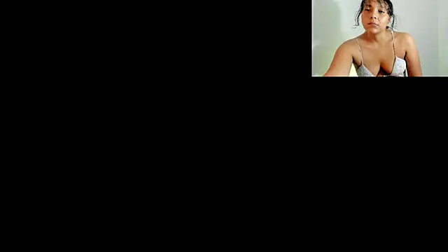 Snapshot of _eilish_ chatting on June 11, 12:32 am eilish online show from June 11, 12:32 am