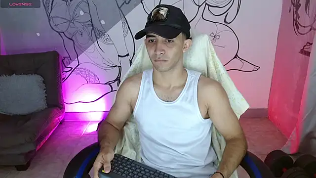 caius bigcock1 online show from May 27, 12:34 pm