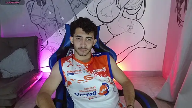 caius bigcock1 online show from May 14, 12:35 pm