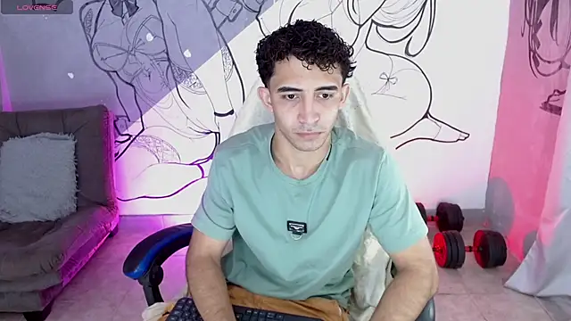 caius bigcock1 online show from May 28, 12:33 pm