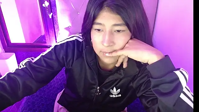 Miathonsom online show from April 20, 8:43 pm