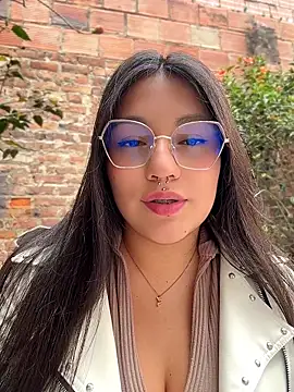 emily gv1 online show from May 29, 3:18 pm