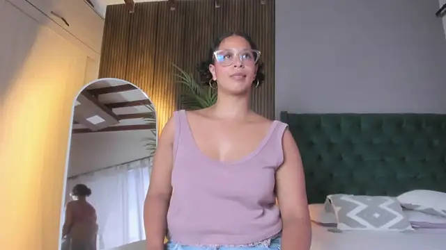 Snapshot of Chloefixxx chatting on July 4, 8:57 pm Chloefixxx online show from July 4, 8:57 pm