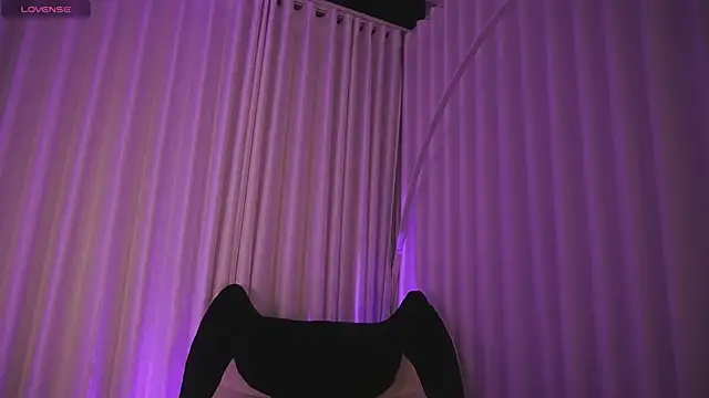 Tessa ruxh online show from May 2, 11:15 am