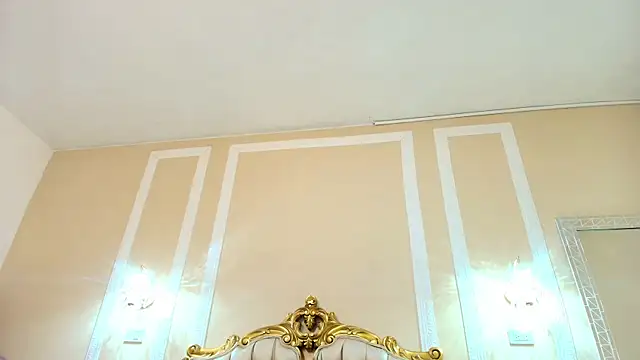 PaulineKosh online show from July 25, 7:42 pm