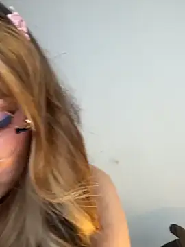 sofiakitty love online show from May 27, 8:49 pm
