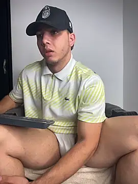 Maxx valiant online show from July 12, 11:33 am
