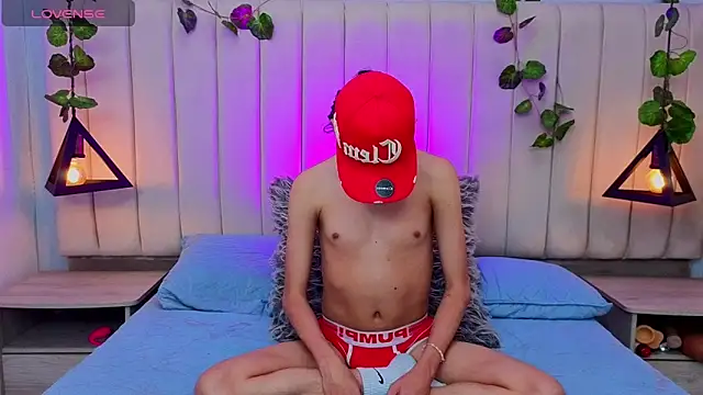 milan zapata online show from June 11, 12:32 am