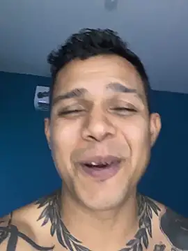 Candela3333 online show from April 21, 1:42 am