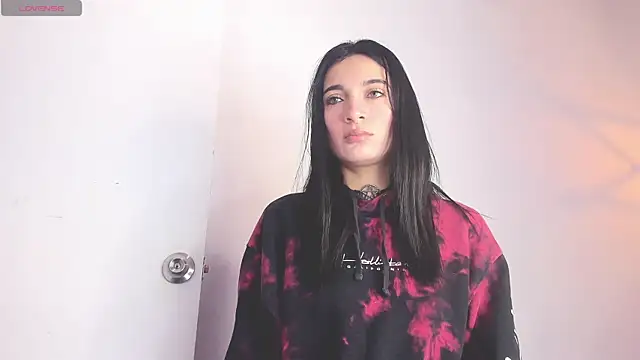 Snapshot of MilaWhitte chatting on July 17, 2:47 pm MilaWhitte online show from July 17, 2:47 pm