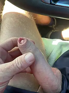 givemeahandpls online show from April 21, 12:23 am