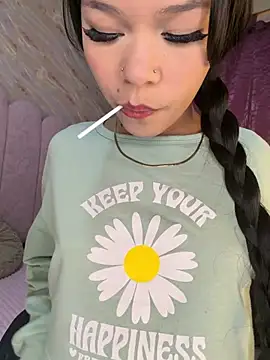 Angela Start online show from April 23, 8:21 pm