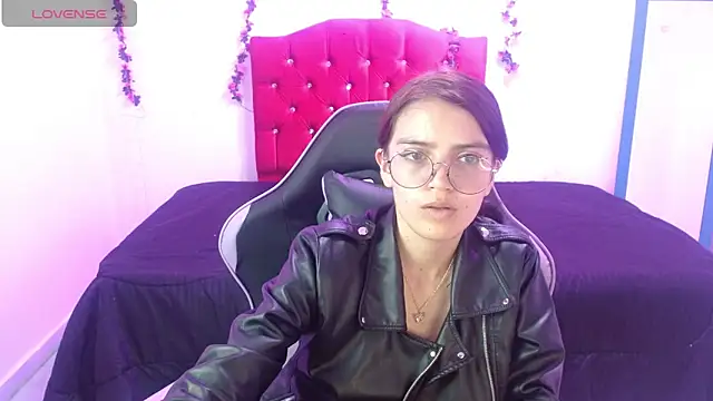 jaide16092020 online show from May 26, 9:02 pm