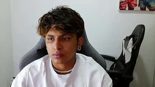 dany fans online show from April 27, 12:08 am