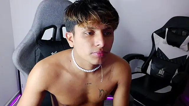 dany fans online show from May 24, 6:52 pm
