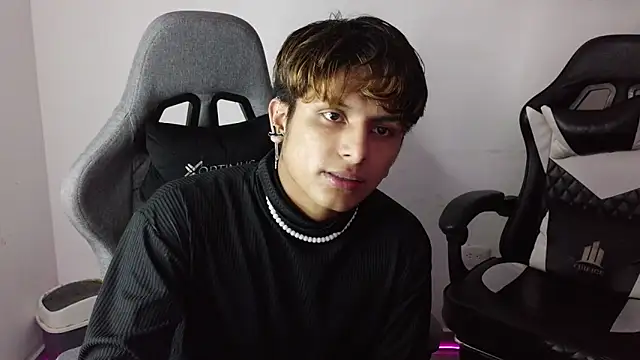 dany fans online show from May 7, 1:54 am