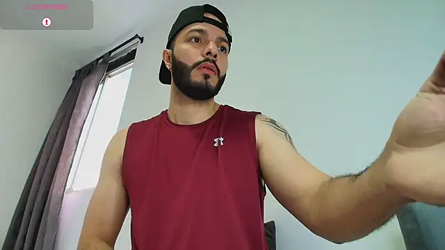Snapshot of tommel_bailey chatting on June 9, 1:23 pm tommel bailey online show from June 9, 1:23 pm