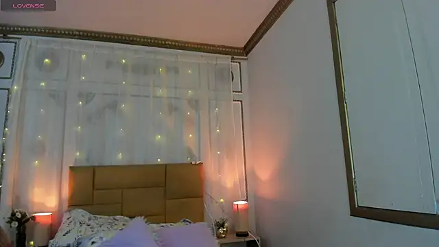 cris milk online show from June 26, 7:31 pm