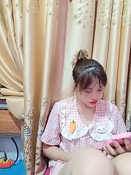 Snapshot of Ly-sexyy chatting on June 16, 12:27 pm Ly-sexyy online show from June 16, 12:27 pm