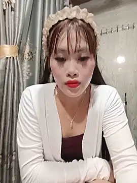 Ly-sexyy online show from May 22, 10:46 am