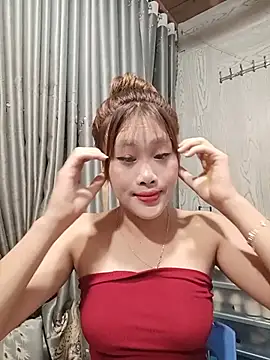 Ly-sexyy online show from May 25, 8:24 am