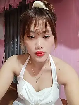 Snapshot of Ly-sexyy chatting on June 21, 11:49 am Ly-sexyy online show from June 21, 11:49 am