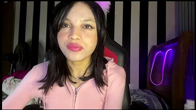 stellapapillon online show from April 22, 11:22 pm