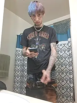 CamsWRLD online show from May 11, 2:07 pm