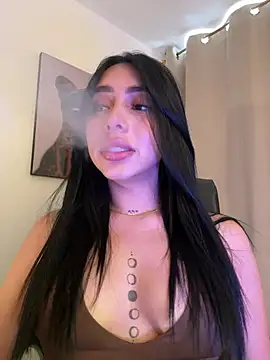 Snapshot of IsabellaNoir_ chatting on July 24, 6:26 pm IsabellaNoir online show from July 24, 6:26 pm