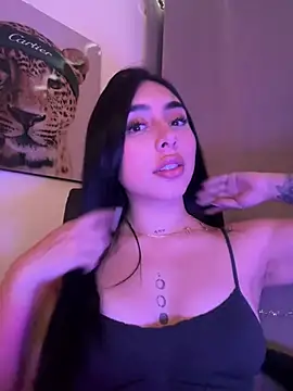 IsabellaNoir  online show from May 28, 8:04 pm