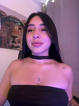 IsabellaNoir  online show from May 27, 8:16 pm
