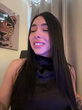 Snapshot of IsabellaNoir_ chatting on June 19, 9:20 pm IsabellaNoir online show from June 19, 9:20 pm