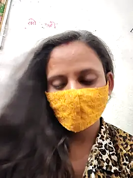 Cutie Neetu online show from May 27, 6:04 pm