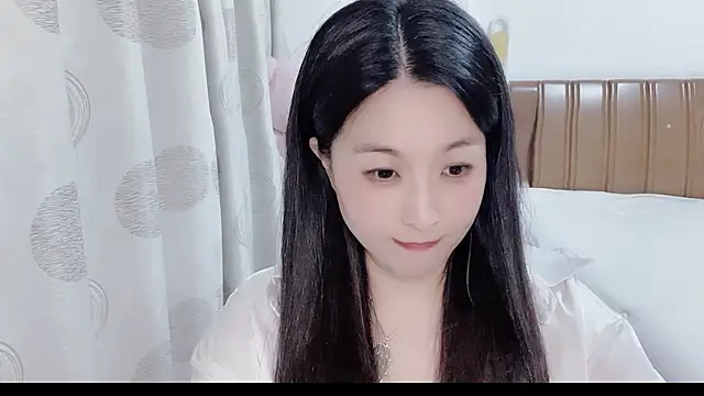 Snapshot of D-Misslu chatting on July 23, 1:52 pm D-Misslu online show from July 23, 1:52 pm