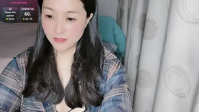 D-Misslu online show from May 11, 12:50 pm