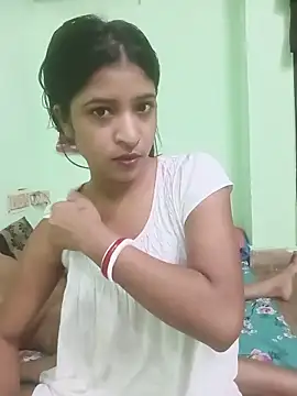 Snapshot of hot-couple-0 chatting on May 14, 7:27 am hot-couple-0 online show from May 14, 7:27 am