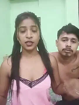 Snapshot of hot-couple-0 chatting on May 26, 3:21 pm hot-couple-0 online show from May 26, 3:21 pm