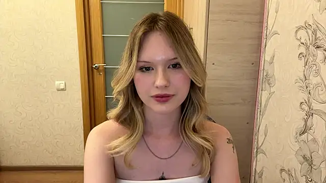 HoneyBlink online show from May 1, 2:22 pm
