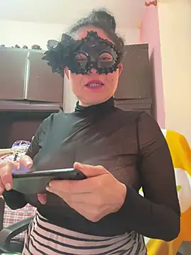 Snapshot of gattitta29 chatting on May 26, 5:44 pm gattitta29 online show from May 26, 5:44 pm