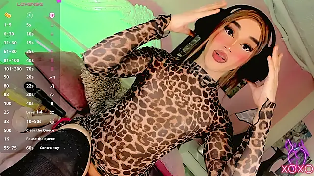 Camila Vasquezz1 online show from May 6, 4:05 am