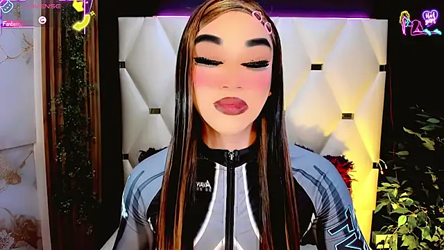 Snapshot of Camila_Vasquezz1 chatting on June 10, 11:11 am Camila Vasquezz1 online show from June 10, 11:11 am