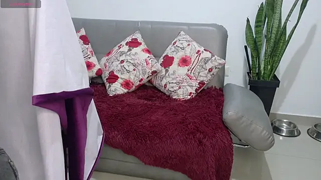 Missangelina  online show from July 11, 12:33 am