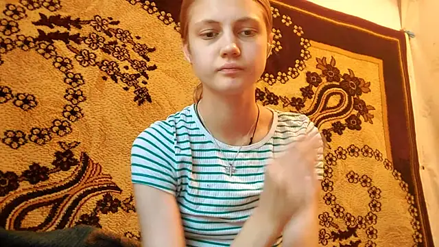 LunaLaday online show from May 30, 2:51 am