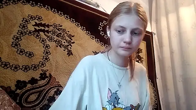 LunaLaday online show from May 25, 2:22 am