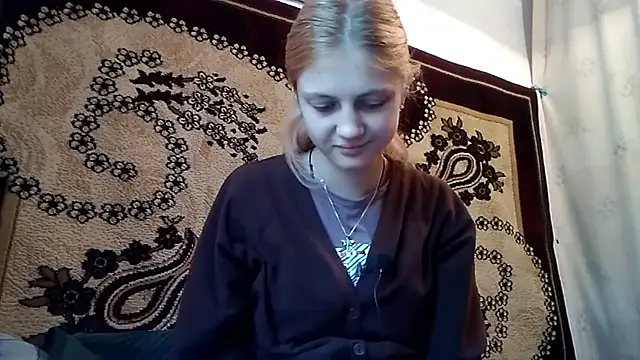 LunaLaday online show from May 13, 2:51 am